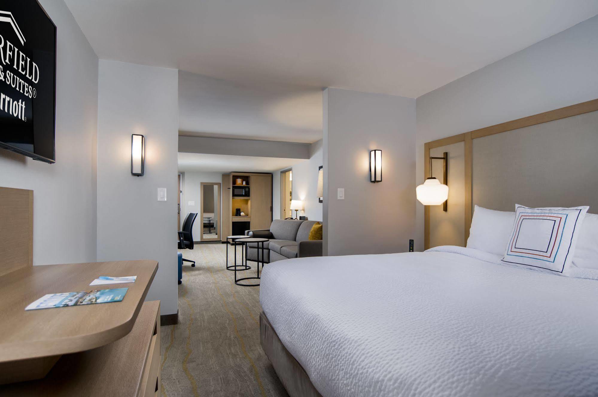 Fairfield Inn & Suites Fort Worth Downtown/Convention Center Ngoại thất bức ảnh